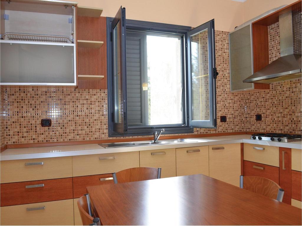 Holiday Home Pishat E Buta 28 Golem  Kültér fotó