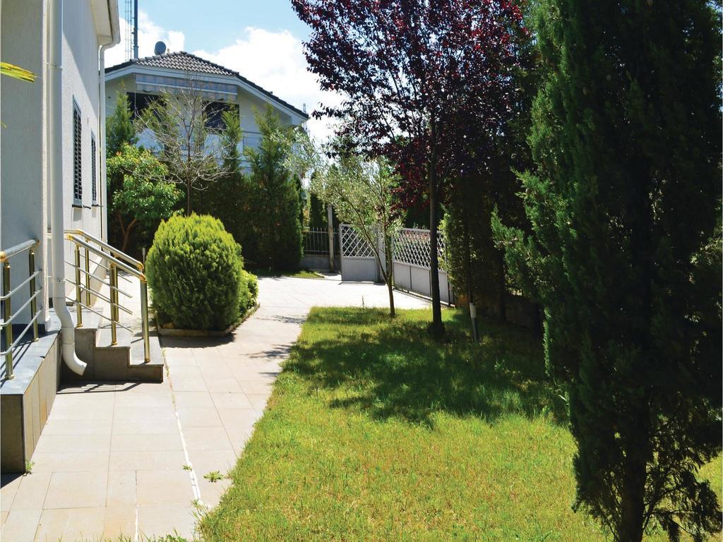 Holiday Home Pishat E Buta 28 Golem  Kültér fotó