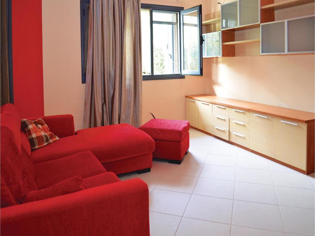 Holiday Home Pishat E Buta 28 Golem  Kültér fotó