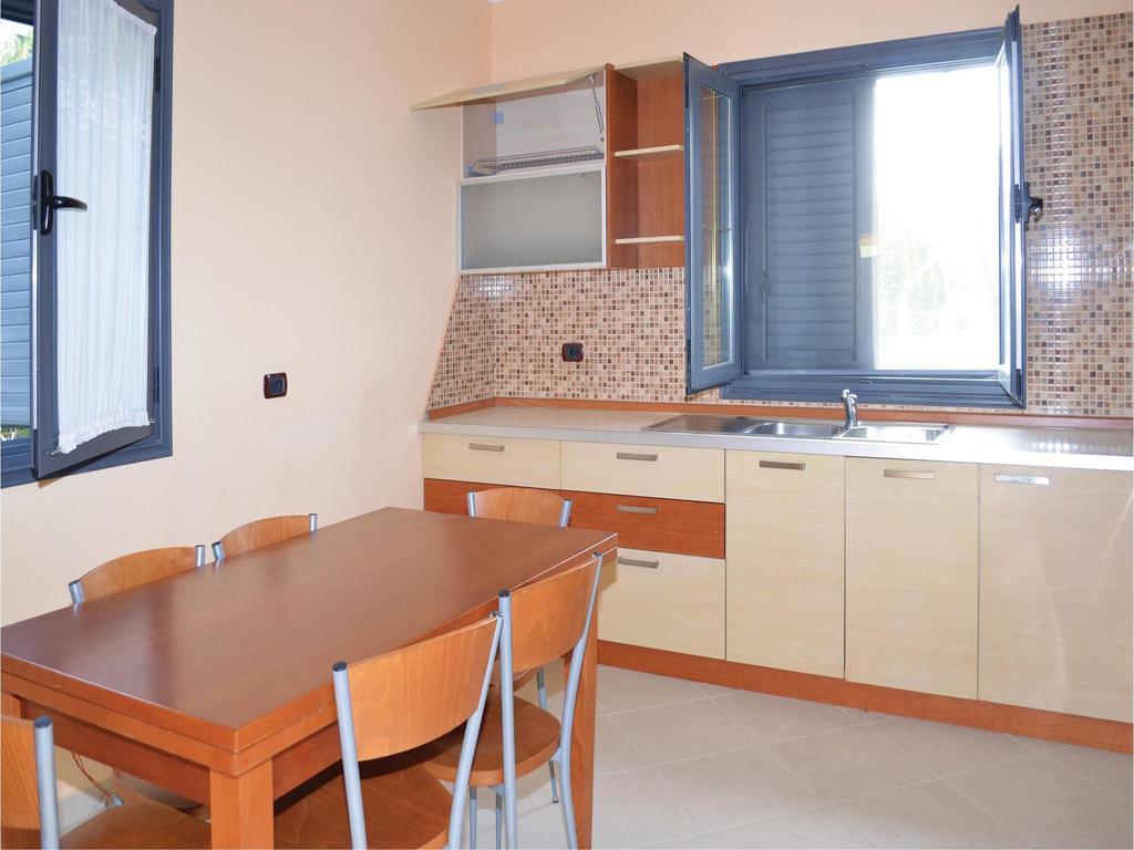 Holiday Home Pishat E Buta 28 Golem  Kültér fotó