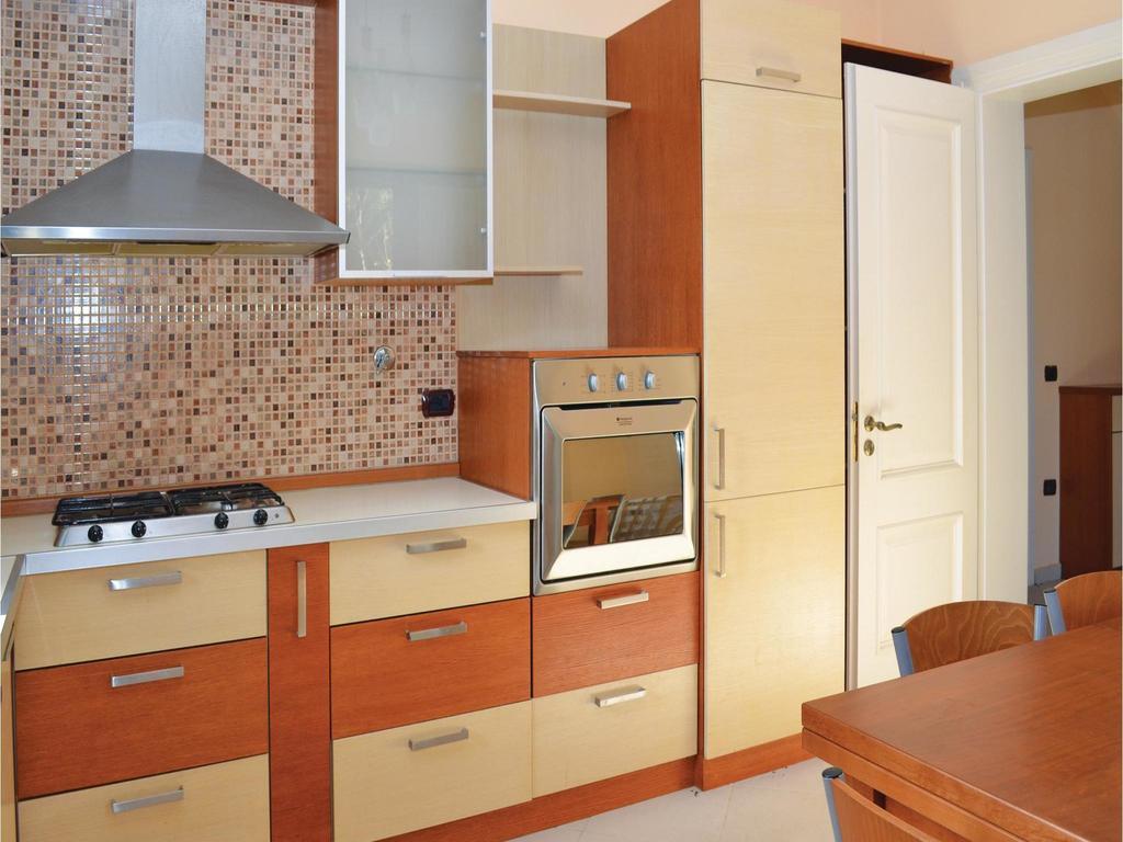 Holiday Home Pishat E Buta 28 Golem  Kültér fotó