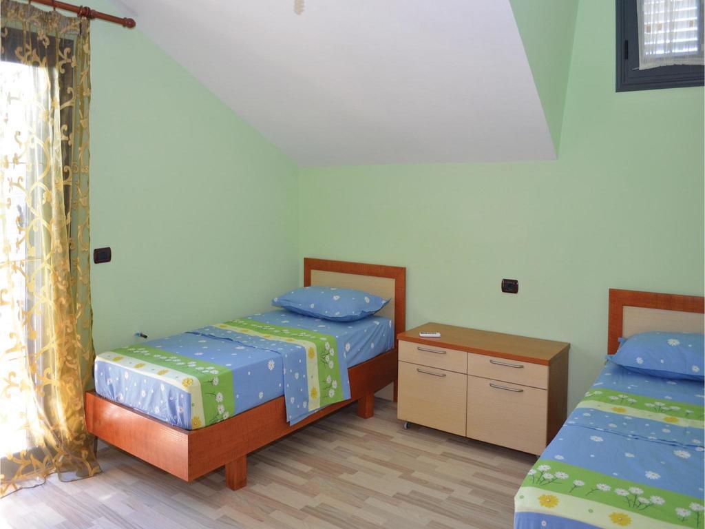 Holiday Home Pishat E Buta 28 Golem  Kültér fotó