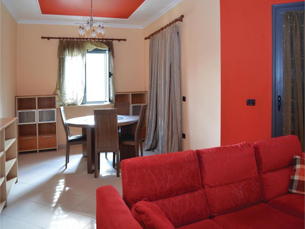 Holiday Home Pishat E Buta 28 Golem  Kültér fotó