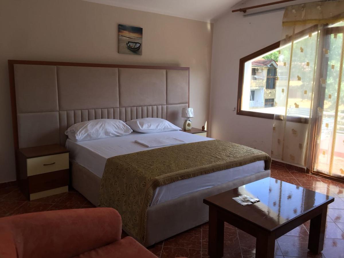 Holiday Home Pishat E Buta 28 Golem  Kültér fotó