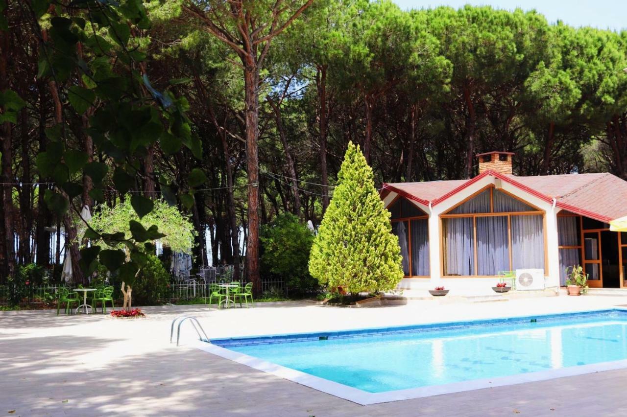 Holiday Home Pishat E Buta 28 Golem  Kültér fotó